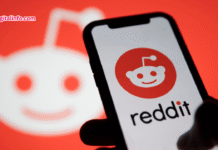 Reddit down status screen showing outage issue